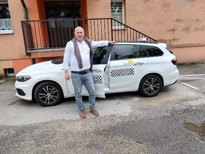 Taxi Biała Taksówka Taxi Katowice Krzysztof Siwiak